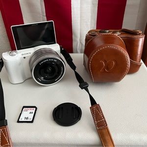 Sony Alpha 5100 Mirrorless Camera